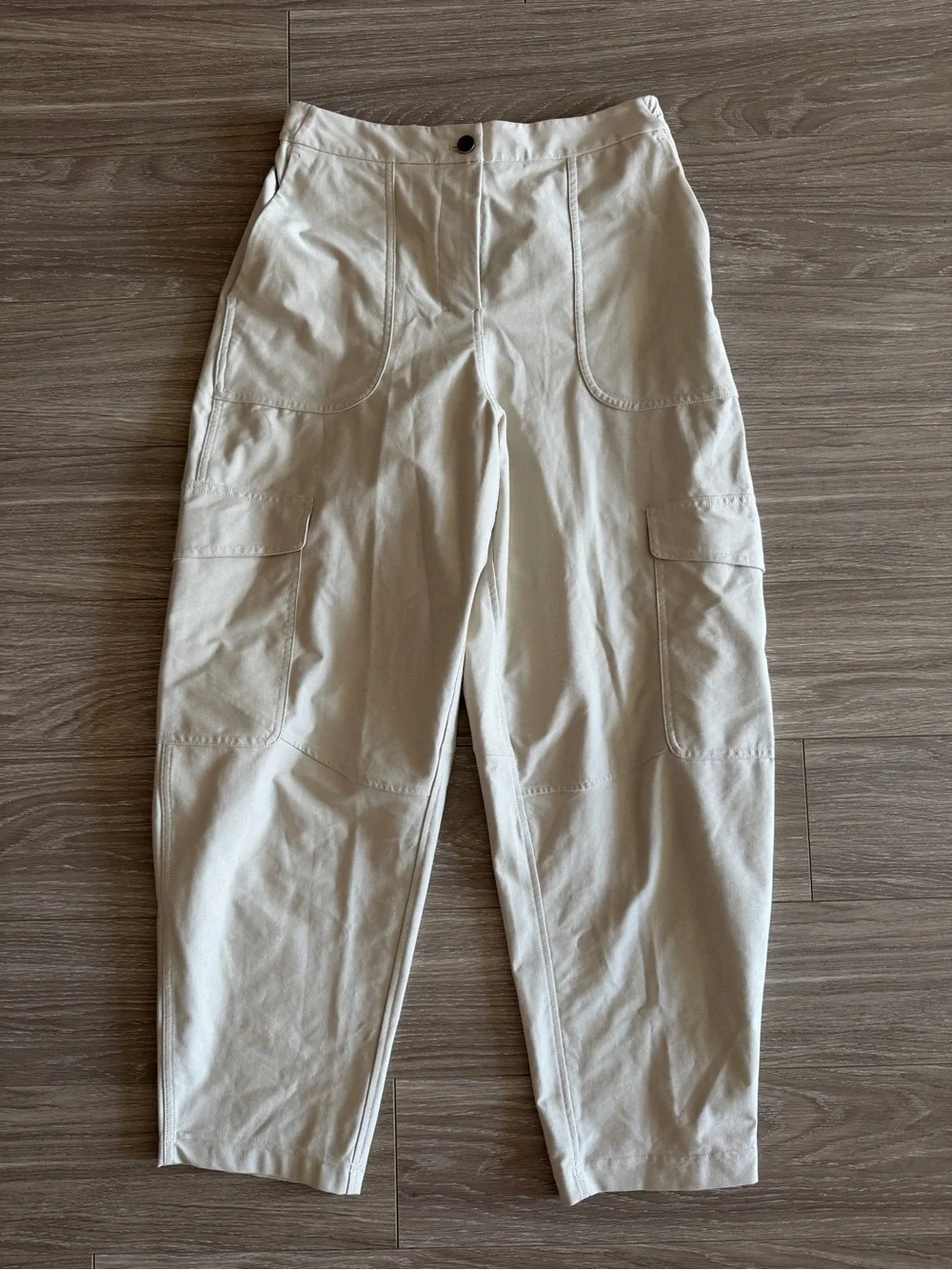 Lululemon Light Utilitech Cargo Pocket High-Rise Pant Natural Ivory size 28 - Picture 5 of 9